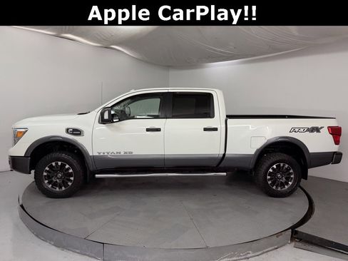 Used 2019 Nissan Titan PRO-4X image 4