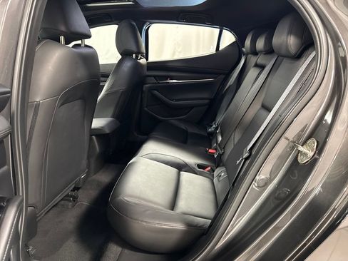 Used 2023 MAZDA MAZDA3 s FWD image 12