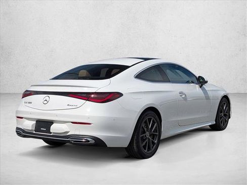 Used 2024 Mercedes-Benz CLE 300 4MATIC Coupe image 5