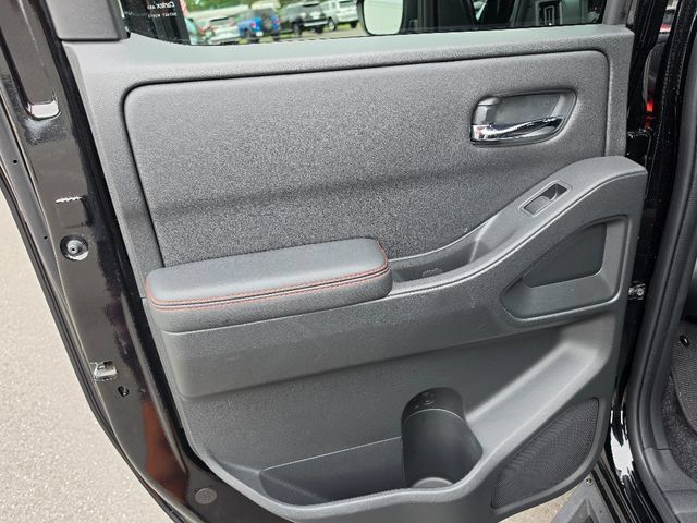 Used 2025 Nissan Frontier PRO-4X w/ Pro Premium Package AWD/4WD image 23