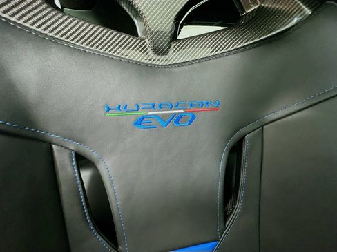 Used 2023 Lamborghini Huracan EVO RWD image 69