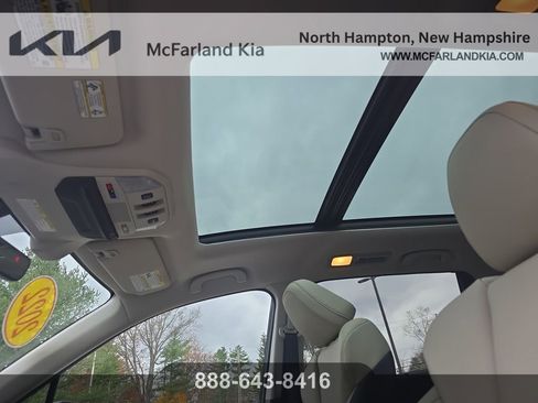 Used 2022 Subaru Ascent Limited w/ Technology Package image 23