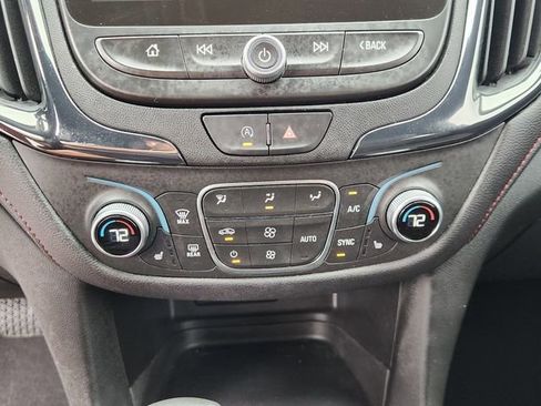 Used 2024 Chevrolet Equinox RS FWD image 18