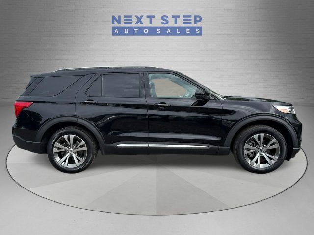 Used 2020 Ford Explorer Platinum w/ Premium Technology Package AWD/4WD image 9