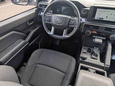 Certified 2025 Toyota 4Runner SR5 AWD/4WD image 9