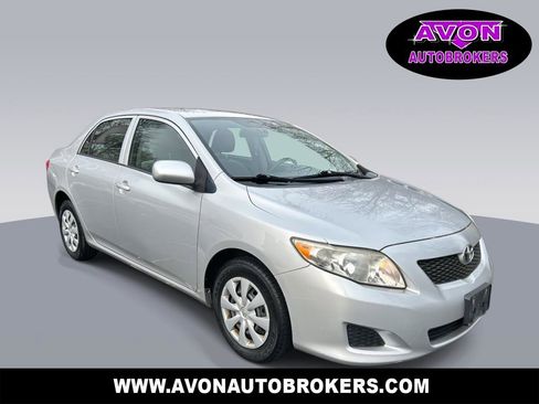 Used 2009 Toyota Corolla S image 1