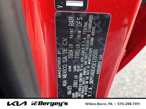 Certified 2025 Kia K4 EX image 29