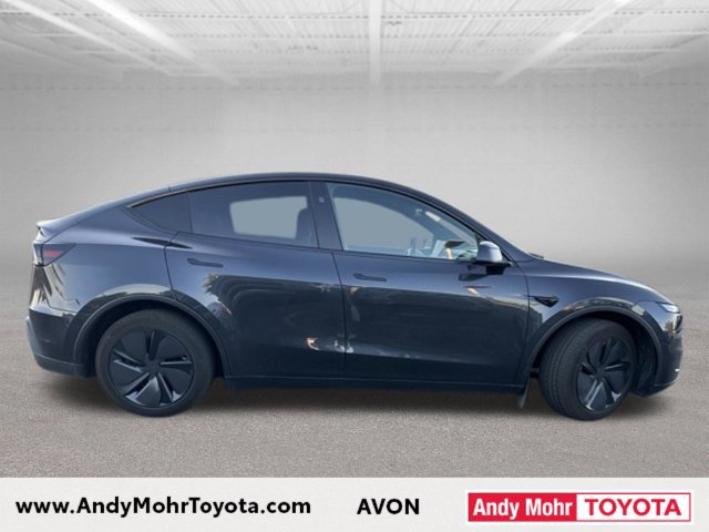 Used 2026 Tesla Model Y 2WD image 9