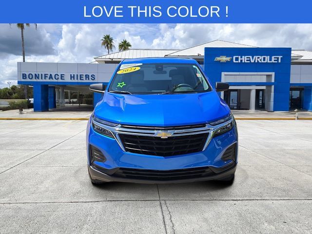 Used 2024 Chevrolet Equinox LS w/ LS Convenience Package FWD image 2