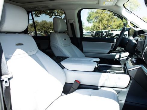 Used 2025 Ford Expedition Max Active image 16