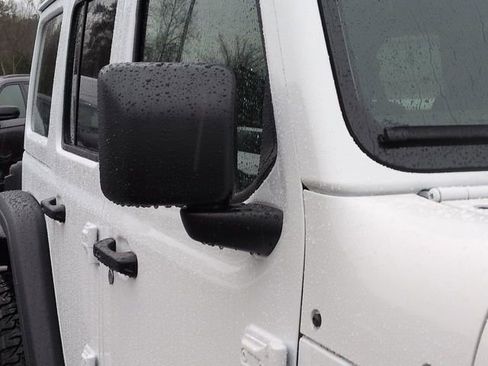 New 2026 Jeep Wrangler Unlimited Rubicon 392 image 11