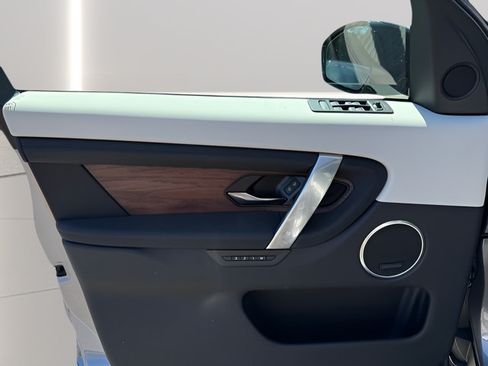 Certified 2025 Land Rover Discovery Sport S AWD/4WD image 18