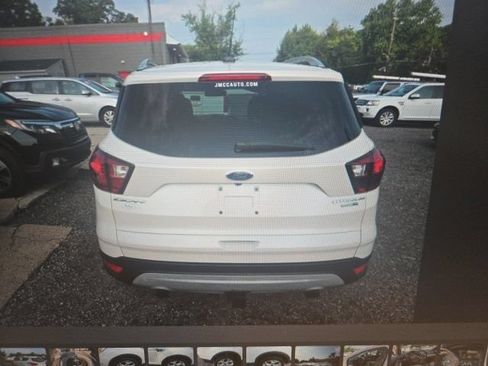Used 2019 Ford Escape Titanium AWD/4WD image 5