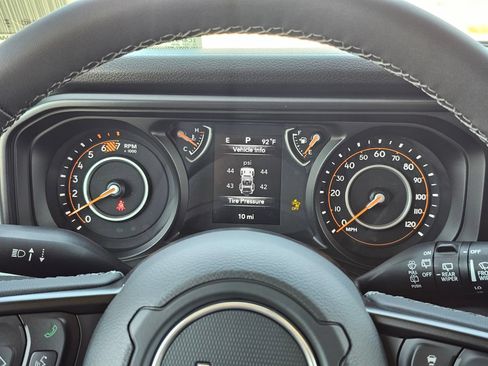 New 2026 Jeep Wrangler Unlimited Sport AWD/4WD image 12