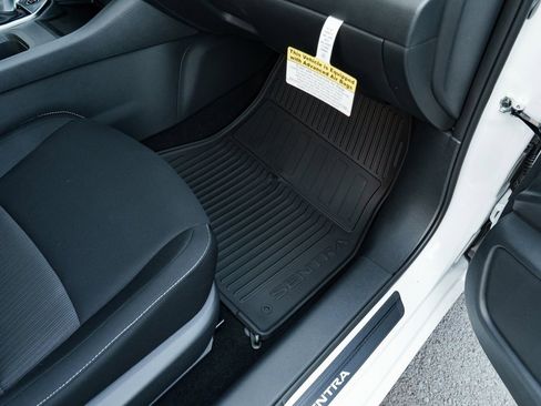 New 2025 Nissan Sentra SV w/ All-Weather Package image 27