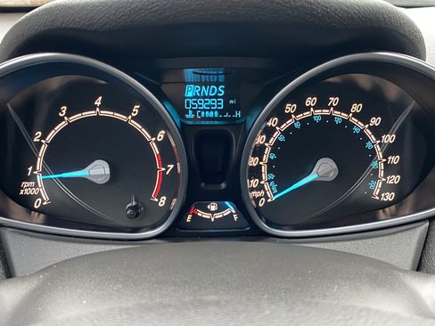 Used 2014 Ford Fiesta SE image 11