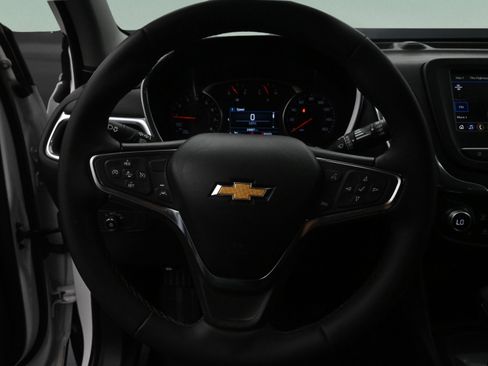 Used 2024 Chevrolet Equinox LT w/ LPO, Floor Liner Package FWD image 19