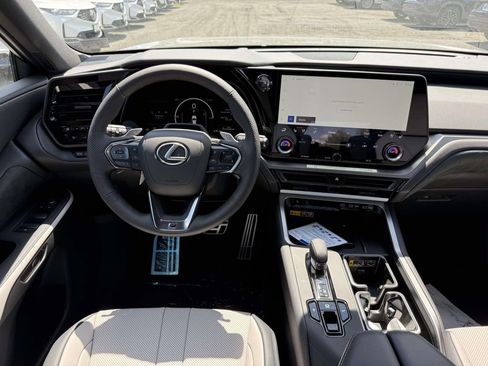 New 2026 Lexus TX 500h AWD image 8
