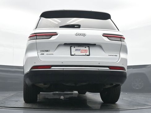 Used 2022 Jeep Grand Cherokee L Limited image 20