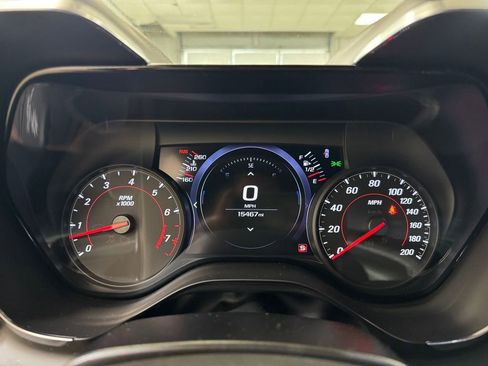 Used 2021 Chevrolet Camaro SS RWD image 30
