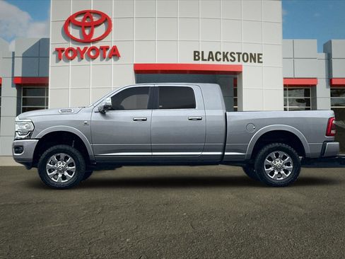 Used 2019 RAM 3500 Limited image 6