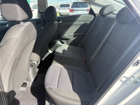 Used 2022 Hyundai Accent SE image 23