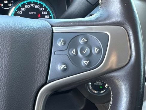 Used 2020 GMC Yukon Denali RWD image 25
