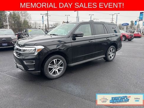 Certified 2024 Ford Expedition Limited AWD/4WD image 3