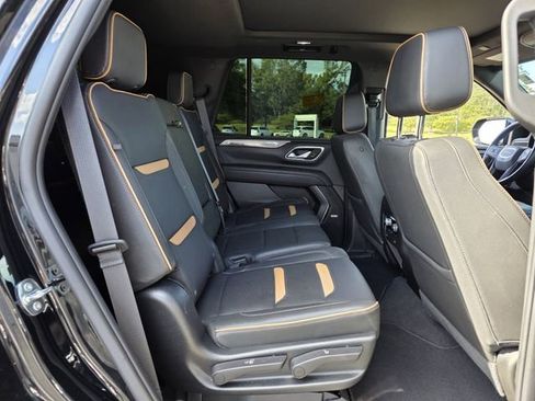 Used 2023 GMC Yukon AT4 w/ Technology Package image 30