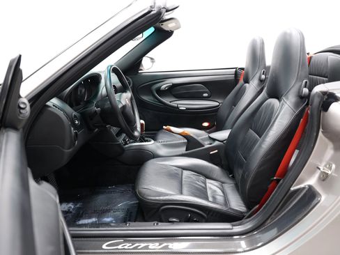 Used 2003 Porsche 911 Cabriolet image 13