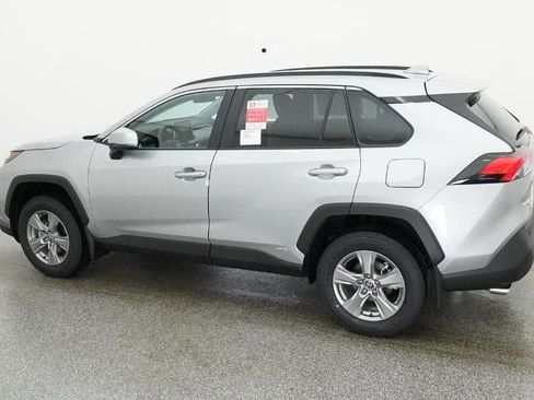 New 2025 Toyota RAV4 XLE image 4