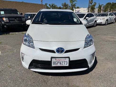 Used 2015 Toyota Prius Two image 4