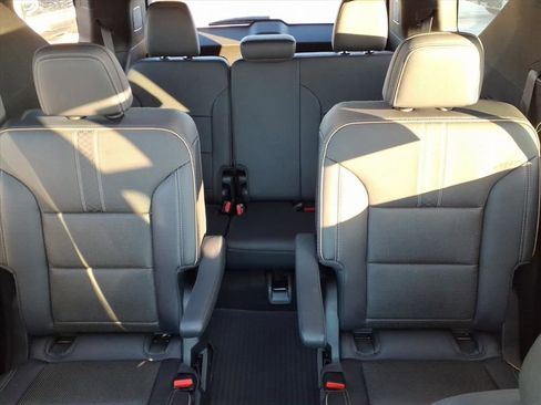 New 2026 Chevrolet Traverse High Country w/ LPO, Floor Liner Package image 12