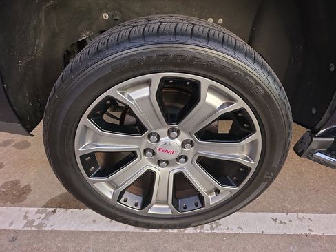 Used 2017 GMC Yukon SLE w/ Convenience Package image 31