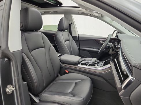 Used 2023 Audi Q8 Premium Plus w/ Premium Plus Package image 21