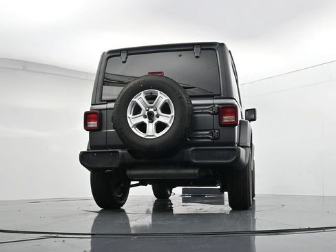 Used 2023 Jeep Wrangler Sport AWD/4WD image 35