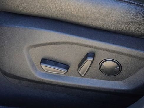 Used 2024 Ford Edge Titanium image 19