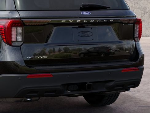 New 2027 Ford Explorer Active RWD image 23