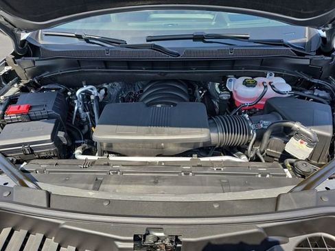 New 2025 Chevrolet Suburban High Country AWD/4WD image 31