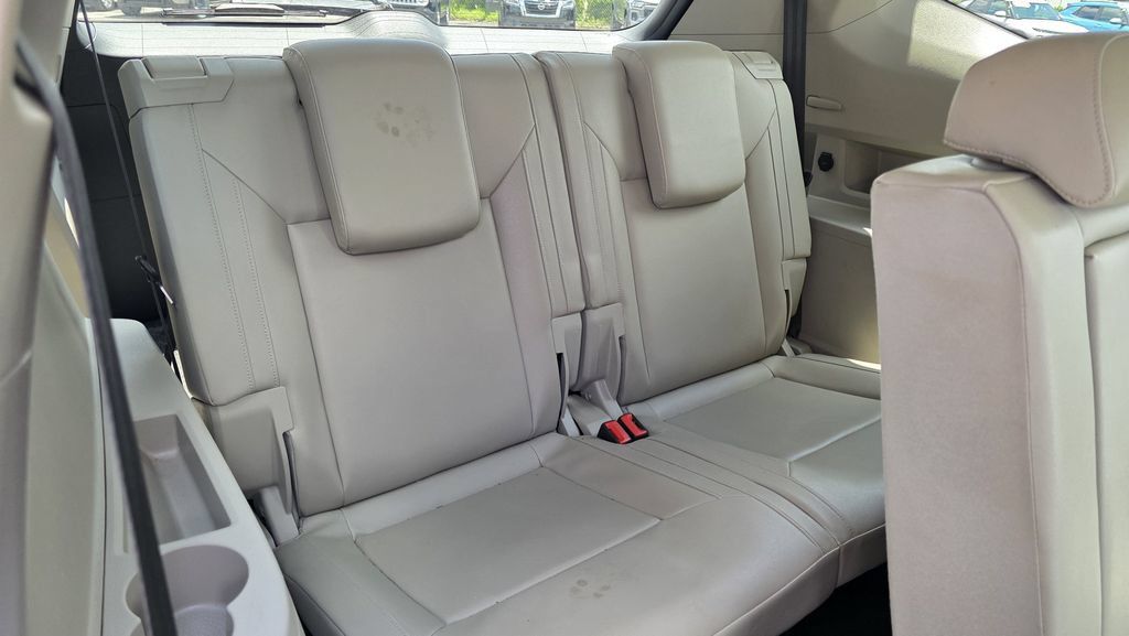 Used 2018 Volkswagen Atlas SEL FWD image 8