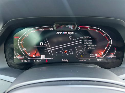 Used 2021 BMW X7 M50i AWD/4WD image 32