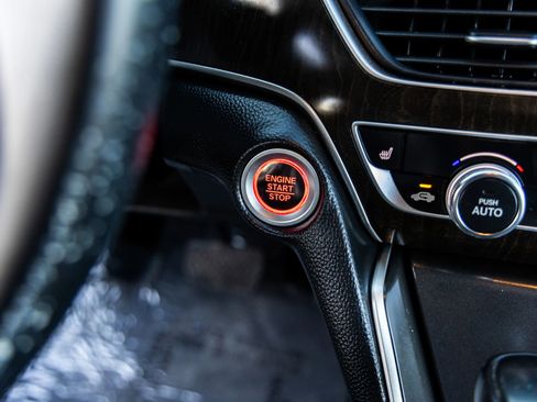 Used 2018 Honda Accord EX-L image 27