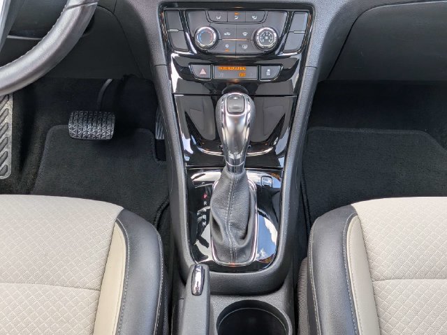 Used 2020 Buick Encore Preferred w/ Safety Package FWD image 18
