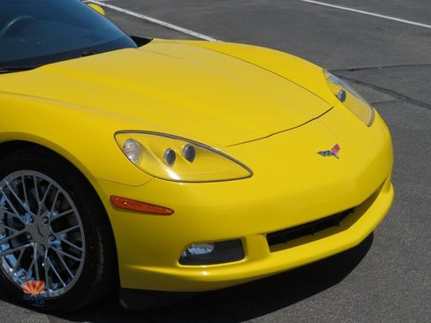 Used 2009 Chevrolet Corvette Coupe w/ Preferred Equipment Group RWD image 32