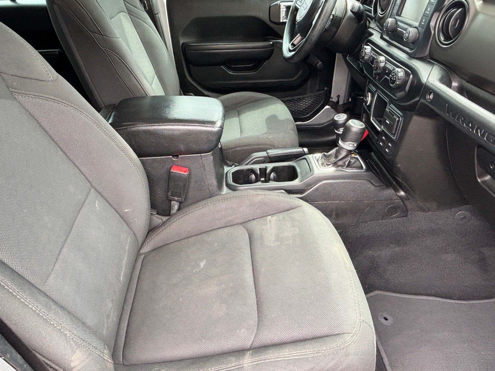 Used 2019 Jeep Wrangler Unlimited Sport AWD/4WD image 30