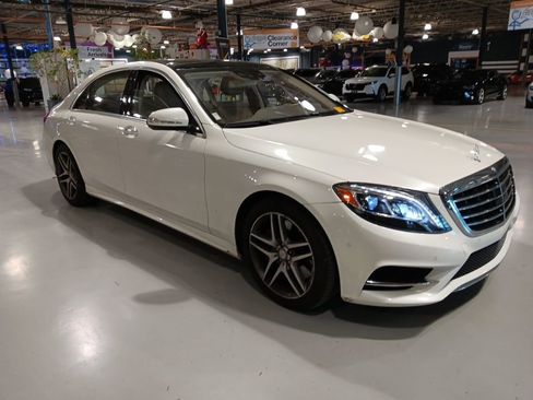 Used 2015 Mercedes-Benz S 550 4MATIC Sedan image 4