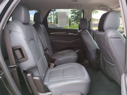 Certified 2021 Buick Enclave Essence FWD image 17