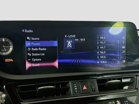 Used 2022 Lexus ES 300h w/ Premium Package FWD image 21