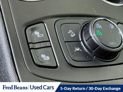 Used 2022 GMC Terrain SLE w/ Driver Convenience Package AWD/4WD image 21