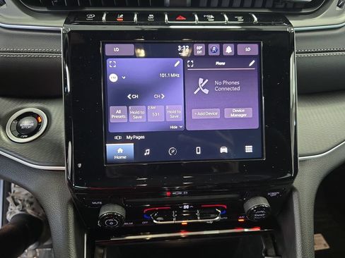 New 2026 Jeep Grand Cherokee L Laredo AWD/4WD image 21